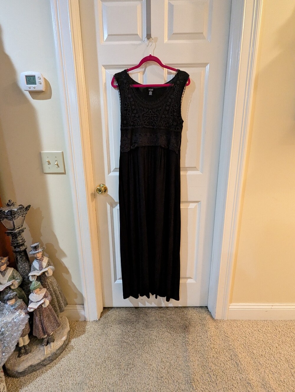 a.n.a. Women’s Black Sleeveless Maxi Dress with Lace Bodice Size XL